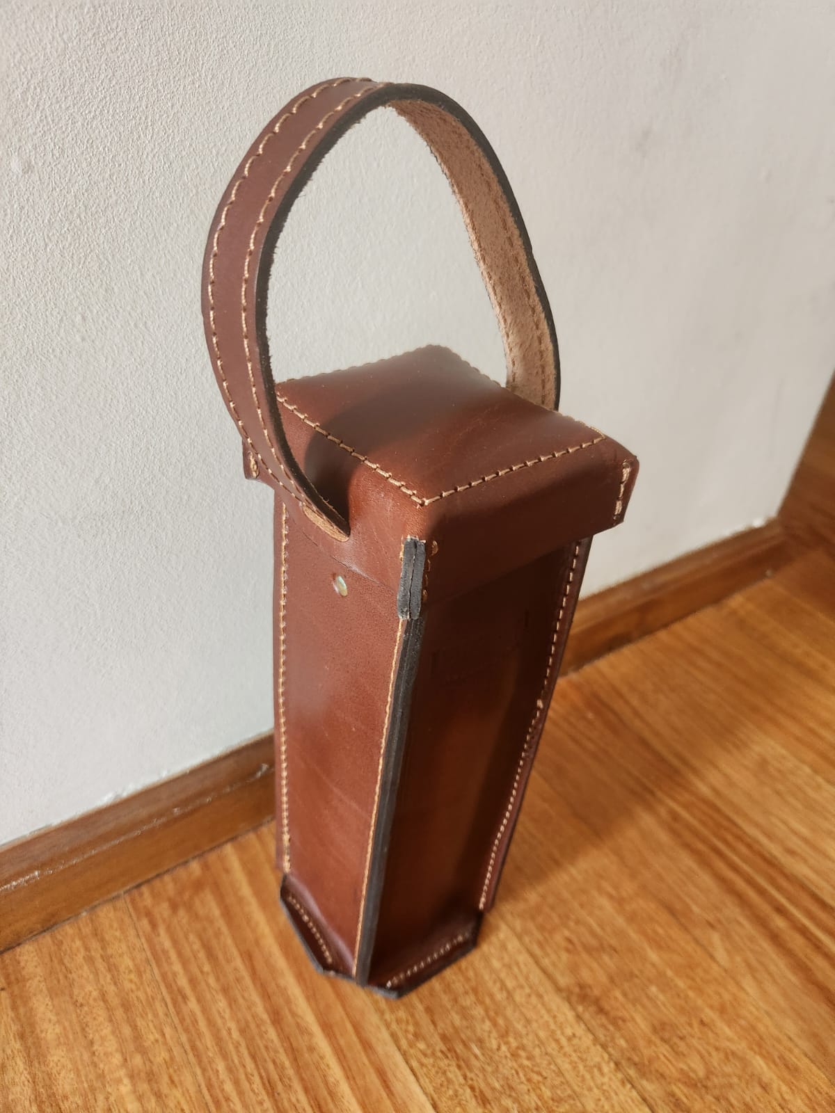 Wine Holder - Leather