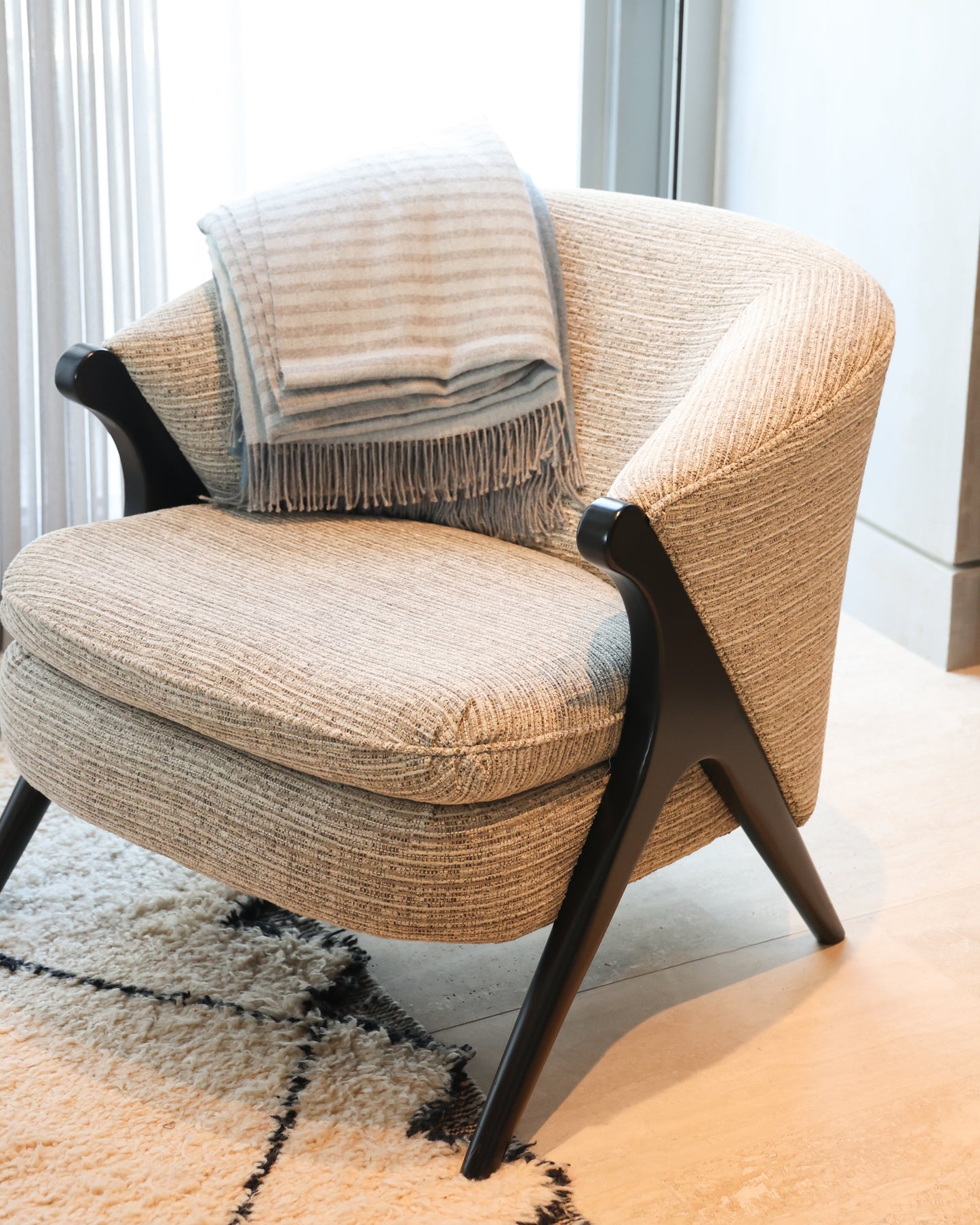Vintage Mid Century Karpen of California Style Barrel Lounge Chair